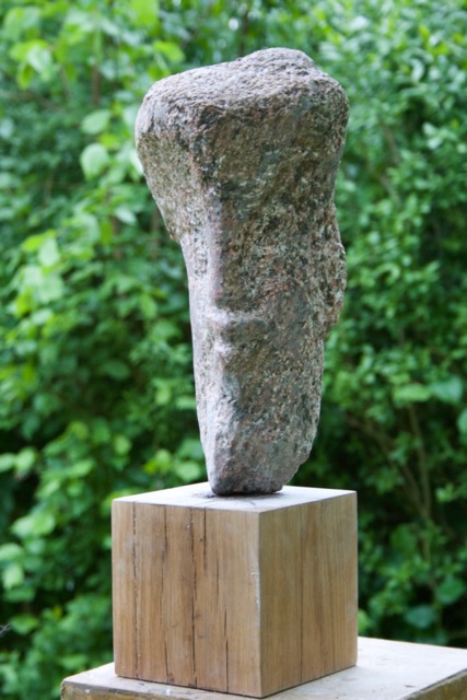 &bdquo;&Kappa;&Omicron;&Kappa;&Kappa;&Iota;&Nu;&Omicron;&Zeta; &Omicron;&Upsilon;&Rho;&Alpha;&Nu;&Omicron;&Sigma;, Stein 2026, Findling, Höhe 31cm (5).jpeg