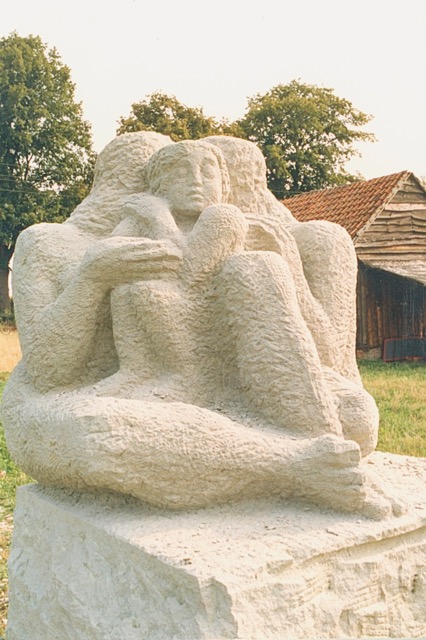 Agapi“, Sandstein, 1990-1991.jpg